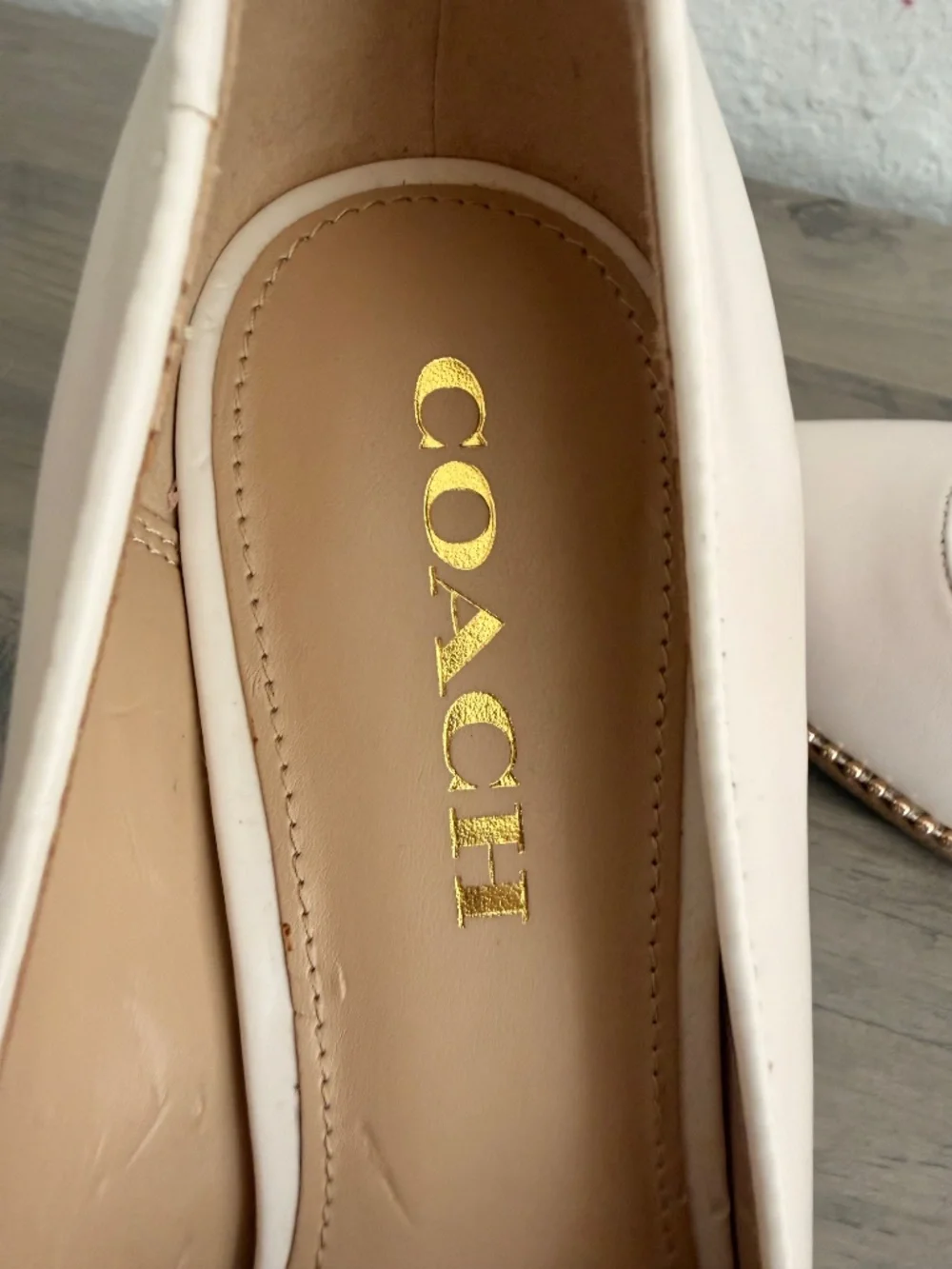 Coach Waverly Beadchain ‘Chalk’ sz 7.5